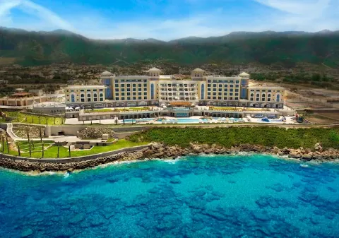 Merit Royal Premium Hotel Casino & Spa (2)